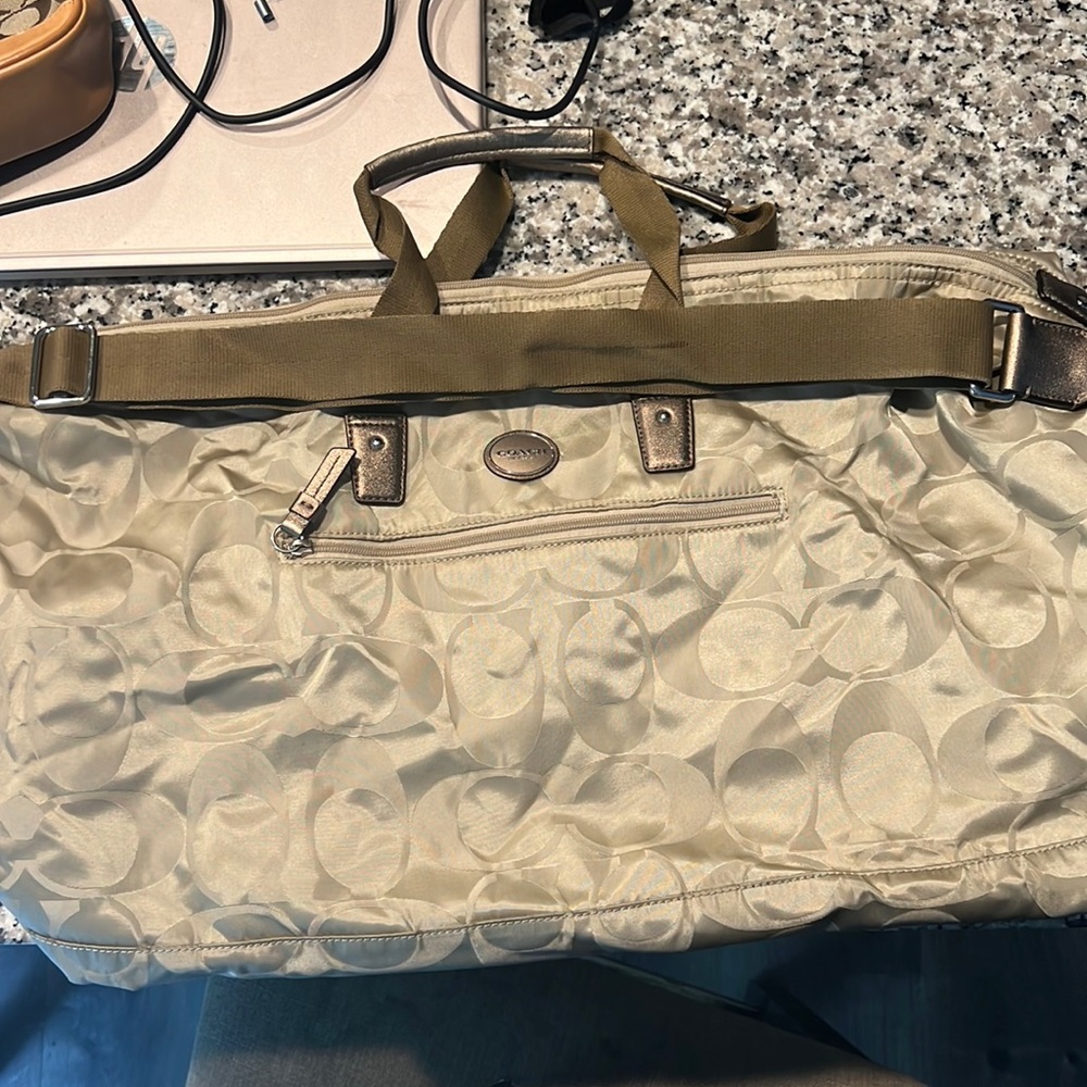 COACH TRAVEL BAG 👜❤️